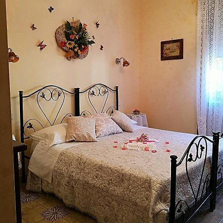 La Casina Di Vanni - Casa Vacanza Nel Cuore Del Salento Арнезано Экстерьер фото