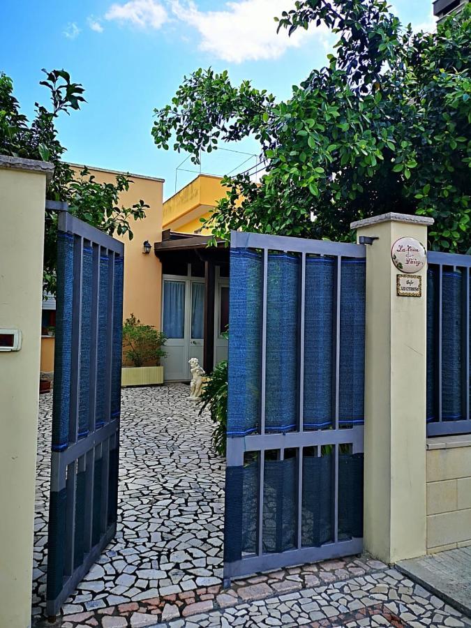La Casina Di Vanni - Casa Vacanza Nel Cuore Del Salento Арнезано Экстерьер фото