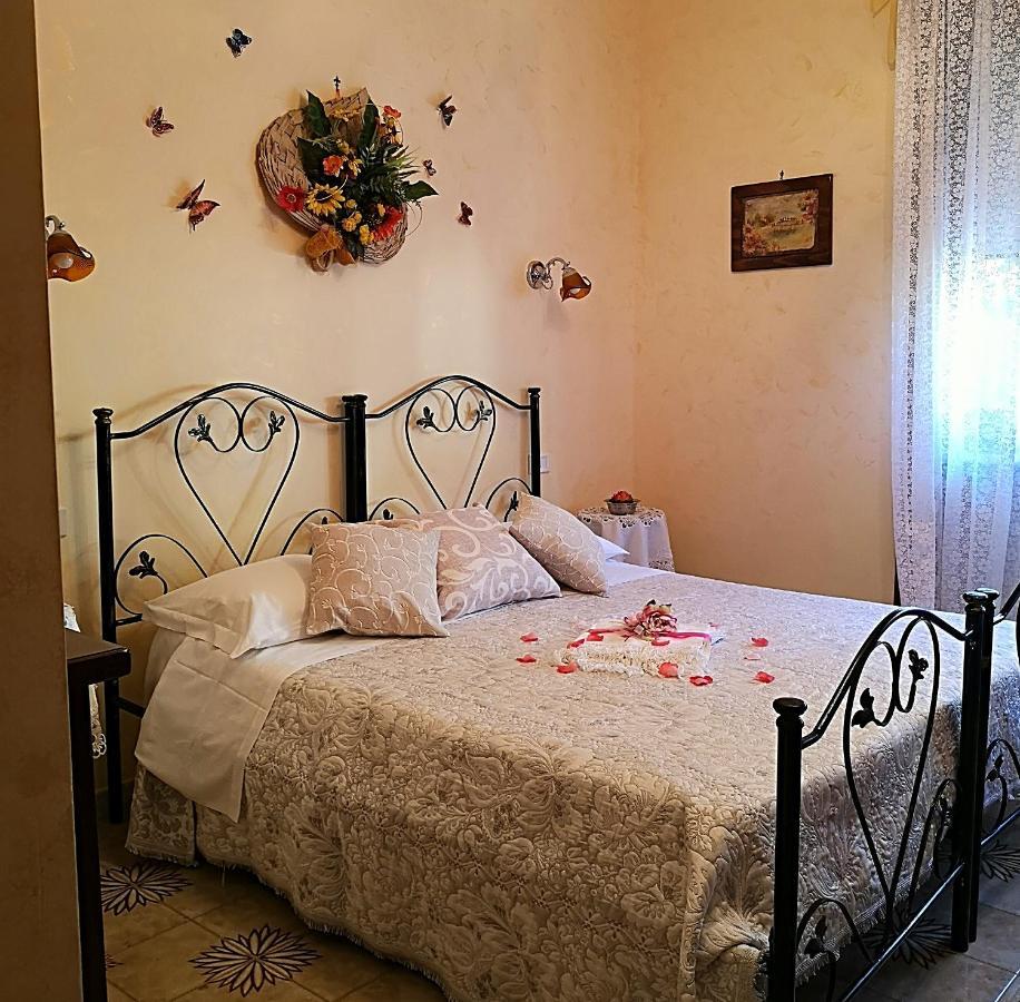 La Casina Di Vanni - Casa Vacanza Nel Cuore Del Salento Арнезано Экстерьер фото